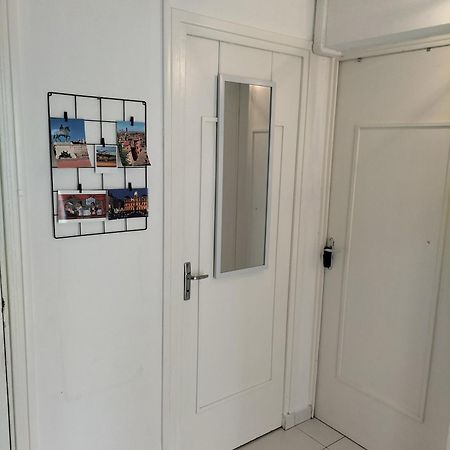 Joli Appartement Proche Metro Lyon Eksteriør bilde
