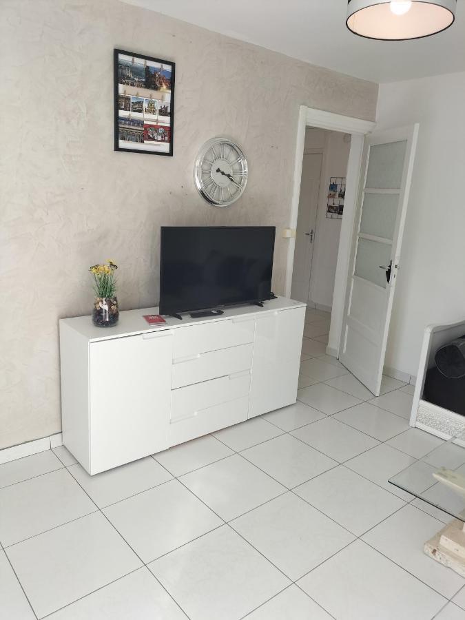 Joli Appartement Proche Metro Lyon Eksteriør bilde